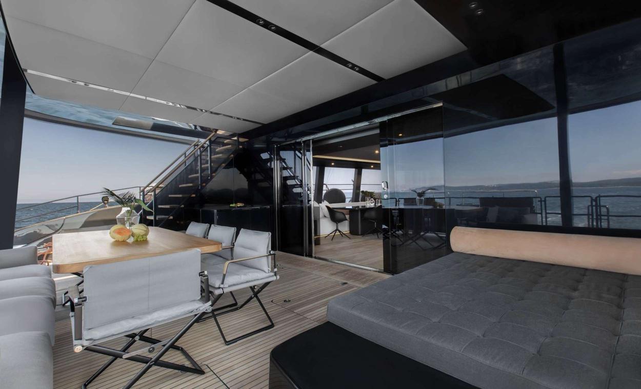 Grayone interior