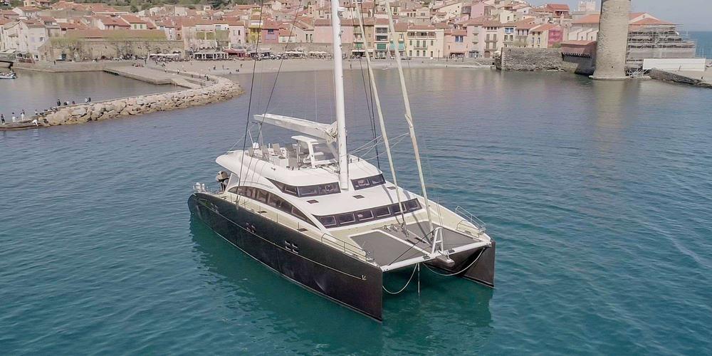 Houbara — crewed catamaran charter in Italy