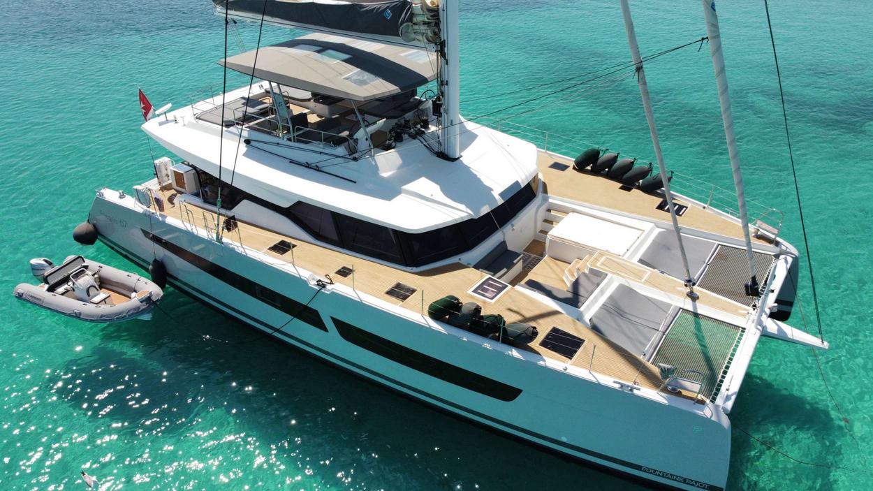 Inspirante — crewed catamaran charter in Italy
