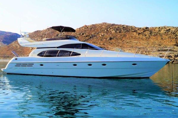 Linda II — crewed motor yacht charter in Greece