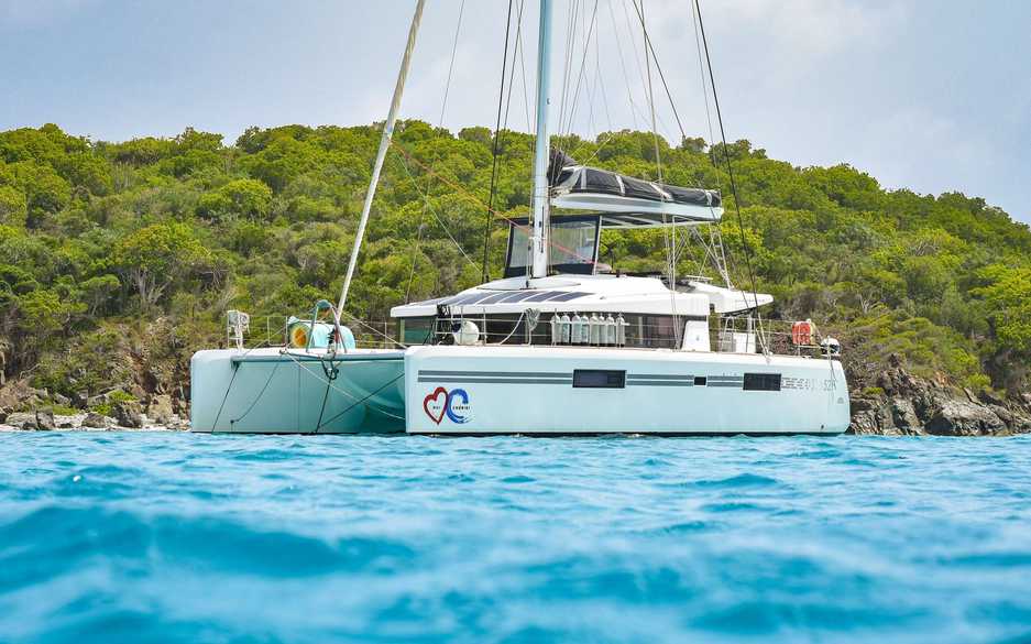 Oui Cherie — Catamaran for charter in Road Town, British Virgin Islands