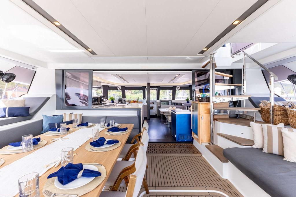 Perfect Landing dining