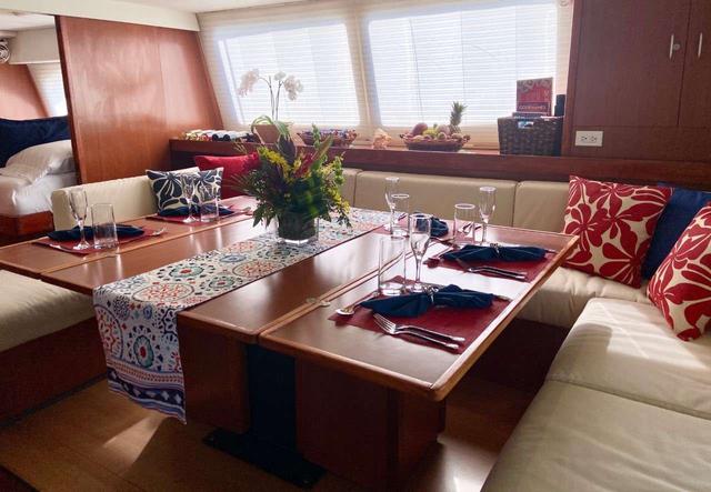 Sea Esta dining