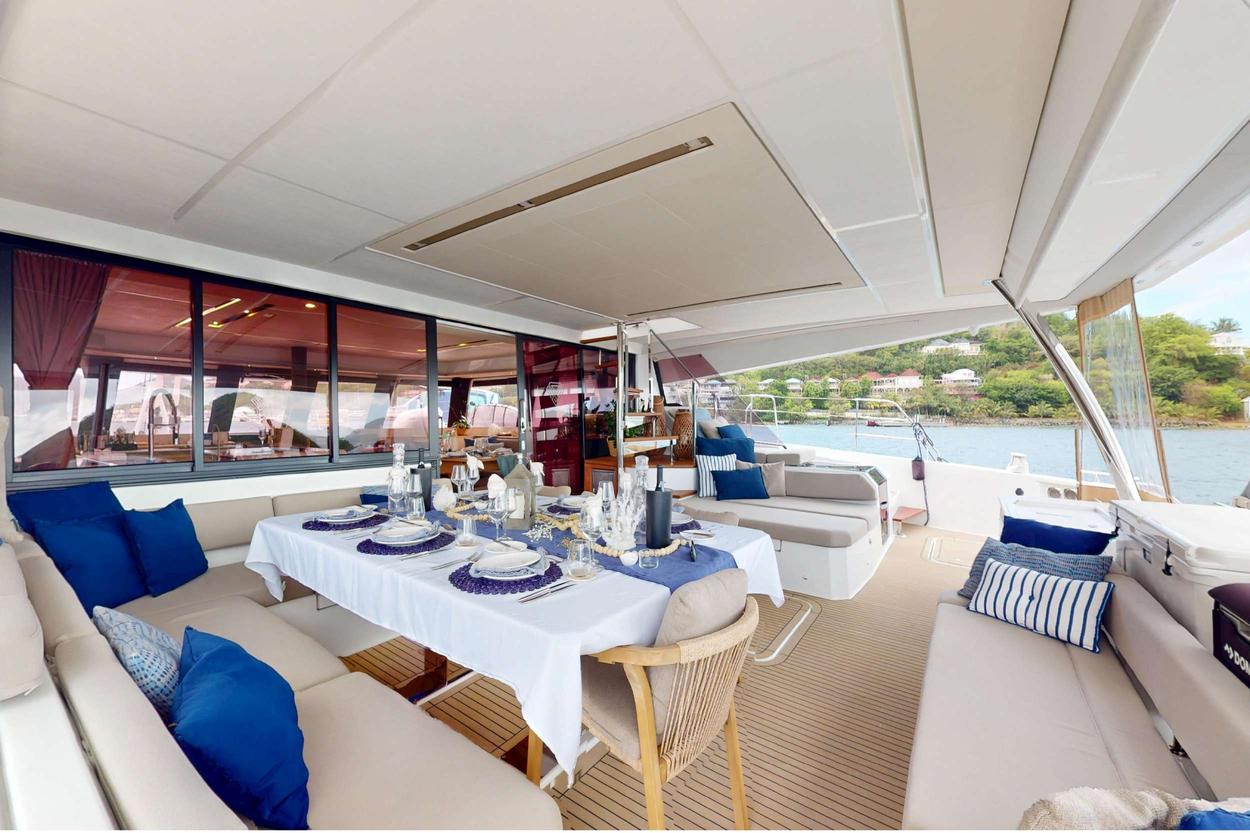 Sapphire dining